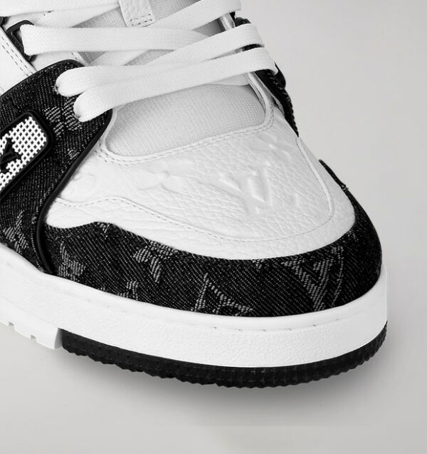 Trainer Black & White - Image 4