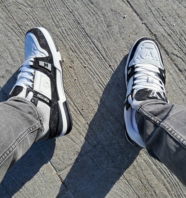 Trainer Black & White - Image 8