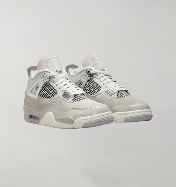 Air Jordan 4 Frozen - Image 2