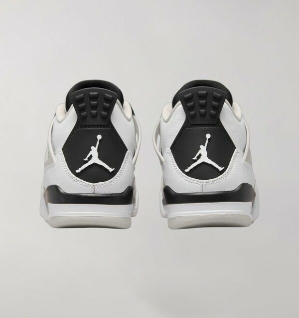 Air Jordan 4 Military Black - Image 3
