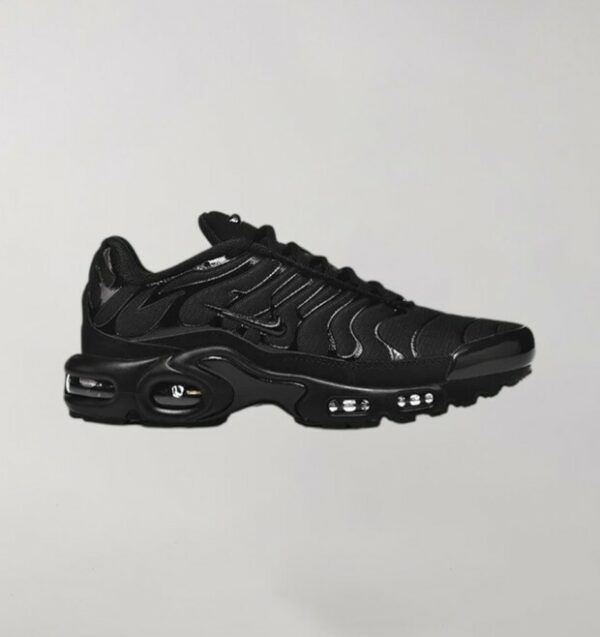 Supreme x Nike Air Max Plus Full Black
