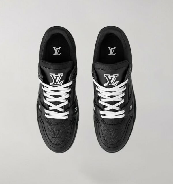 Louis Vuitton Trainer Black - Image 3