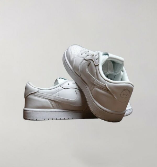 Air Jordan 1 x Travis Scott Michael Rubin White - Image 4