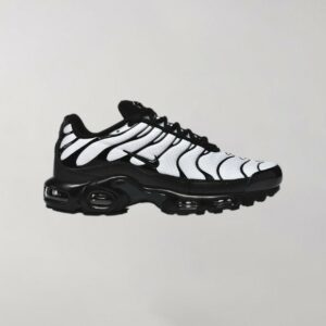Nike Air Max Plus White Oreo