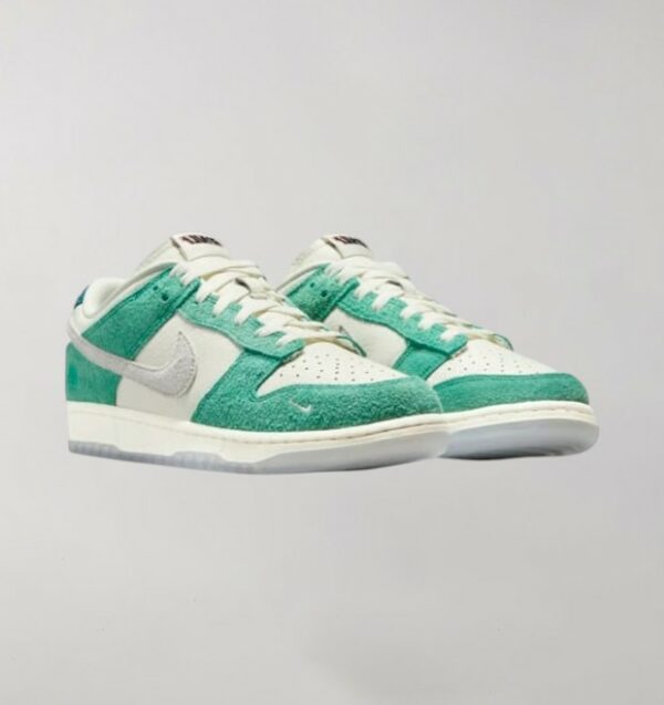 Nike Dunk Low x Kasina Road Sign - Image 2