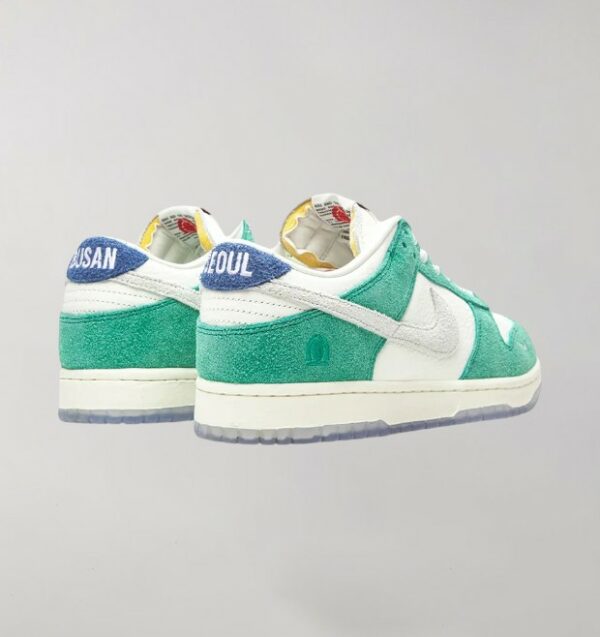 Nike Dunk Low x Kasina Road Sign - Image 3