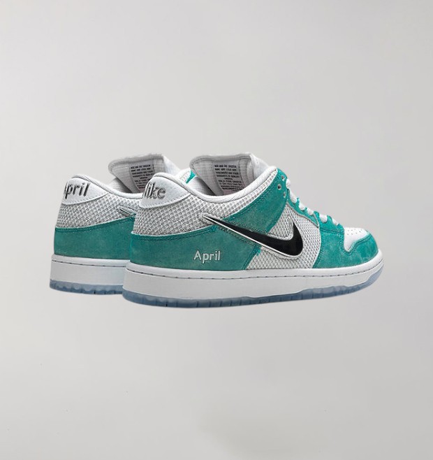 Nike Dunk Low April Skateboards - Image 3